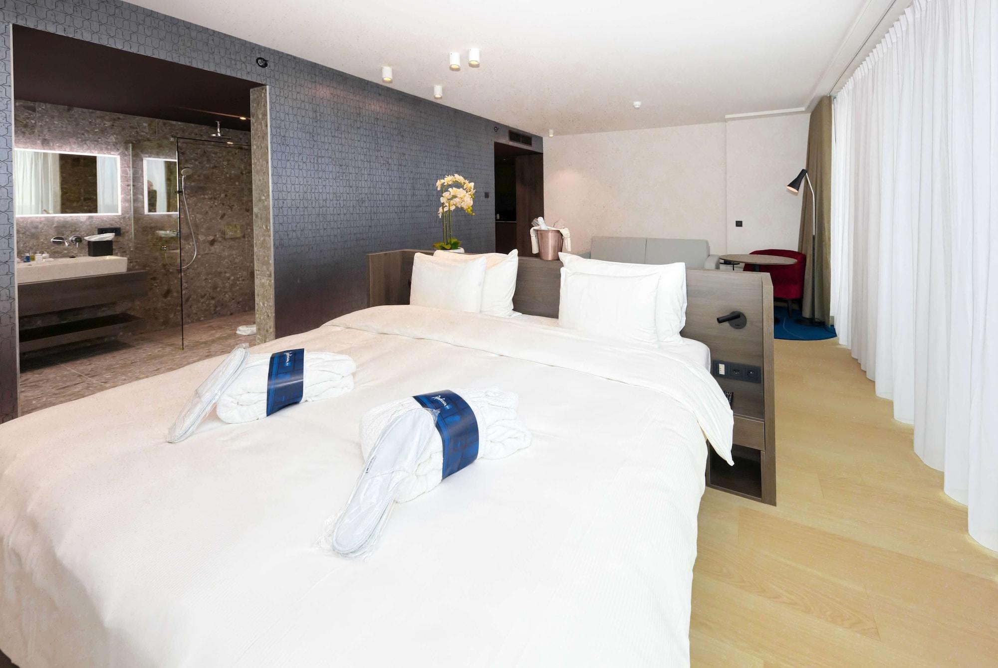 Radisson Blu Hotel, Bruges Exterior foto